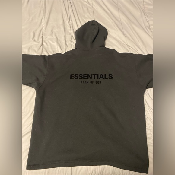 2022
Fear of God Essentials Relaxed
Hoodie 'Stretch Limo' (good condition) - Picture 2 of 4
